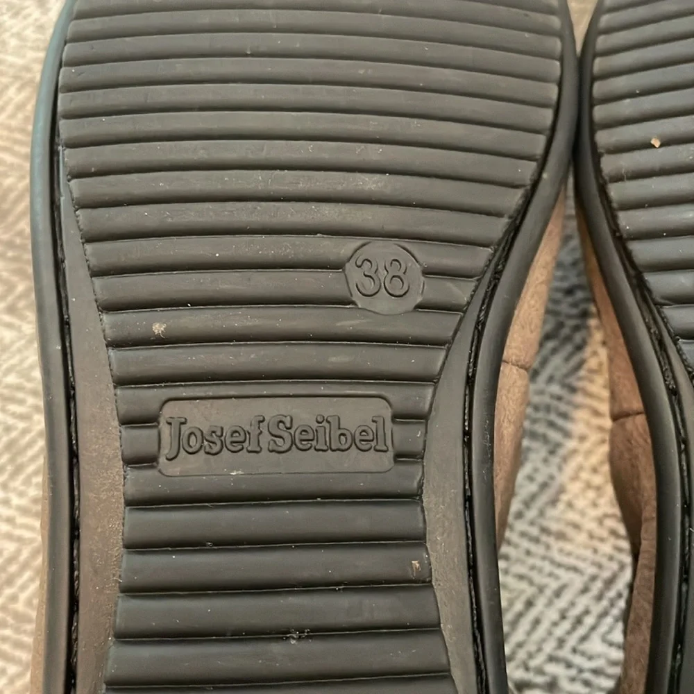 Josef Seibel very good